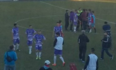 Villa D&aacute;lmine perdi&oacute; con Brown de Adrogu&eacute; 2 a 1