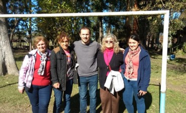 El Intendente se reuni&oacute; con vecinos de la isla
