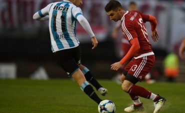 River Plate perdi&oacute; con Racing Club de Avellaneda 3 a 2