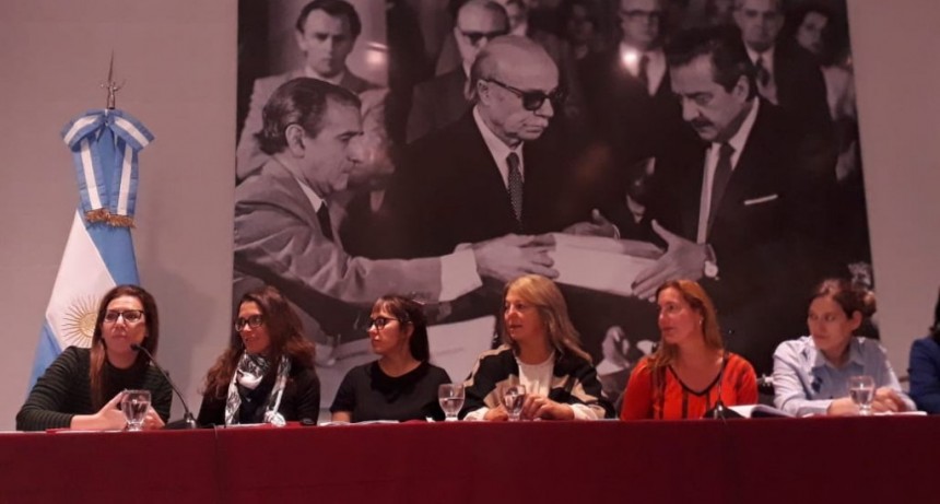 Campana particip&oacute; del debate sobre la Ley de Procedimiento de Violencia de G&eacute;nero y Familiar