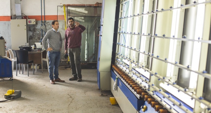 Abella visit&oacute; la empresa DIFITEC