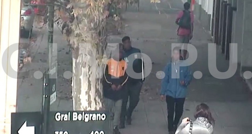 Aprehenden a un joven por comercializar marihuana en la v&iacute;a p&uacute;blica