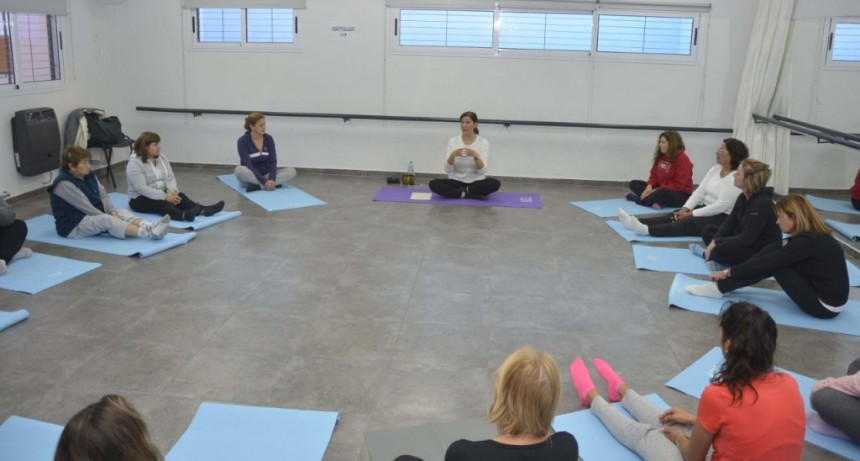 Comenz&oacute; el nuevo taller municipal de Yoga   