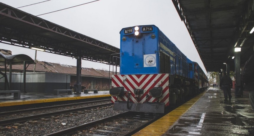 Desde el lunes, los trenes a C&oacute;rdoba y Tucum&aacute;n tendr&aacute;n parada en Campana