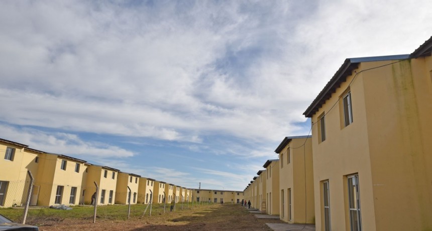      El Municipio anunci&oacute; que el mi&eacute;rcoles  se entregar&aacute;n m&aacute;s casas del plan 104 Viviendas