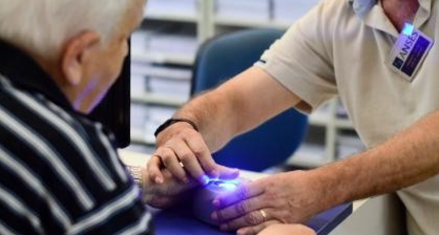 ANSES EXTIENDE EL PLAZO PARA QUE LOS APODERADOS DE JUBILADOS Y PENSIONADOS REGISTREN SU HUELLA