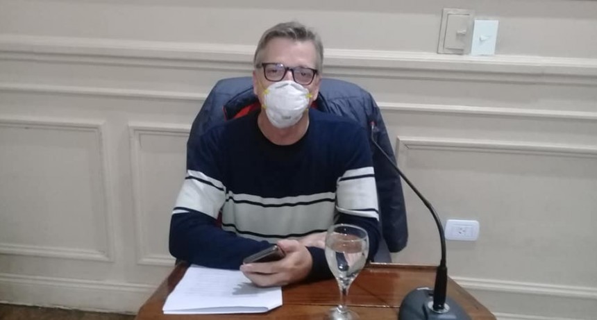 Axel Cantlon : Las bebidas, aerosoles y pañales tendrán una tasa municipal