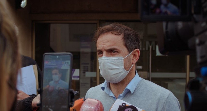 ABELLA :  Nos pone contento la vuelta a clases presenciales, pero tenemos que analizar la situación de algunas actividades