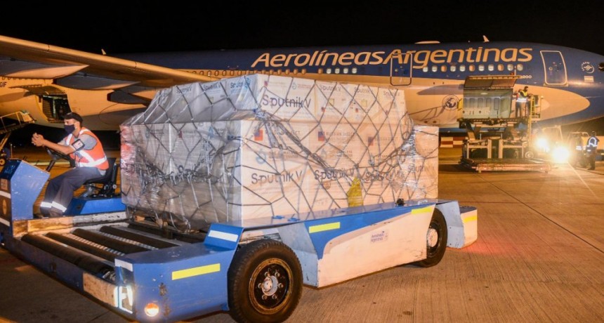 Plan Estratégico de Vacunación: llega esta noche un vuelo con 350.000 dosis 2 y 359.085 dosis 1 de vacunas Sputnik V