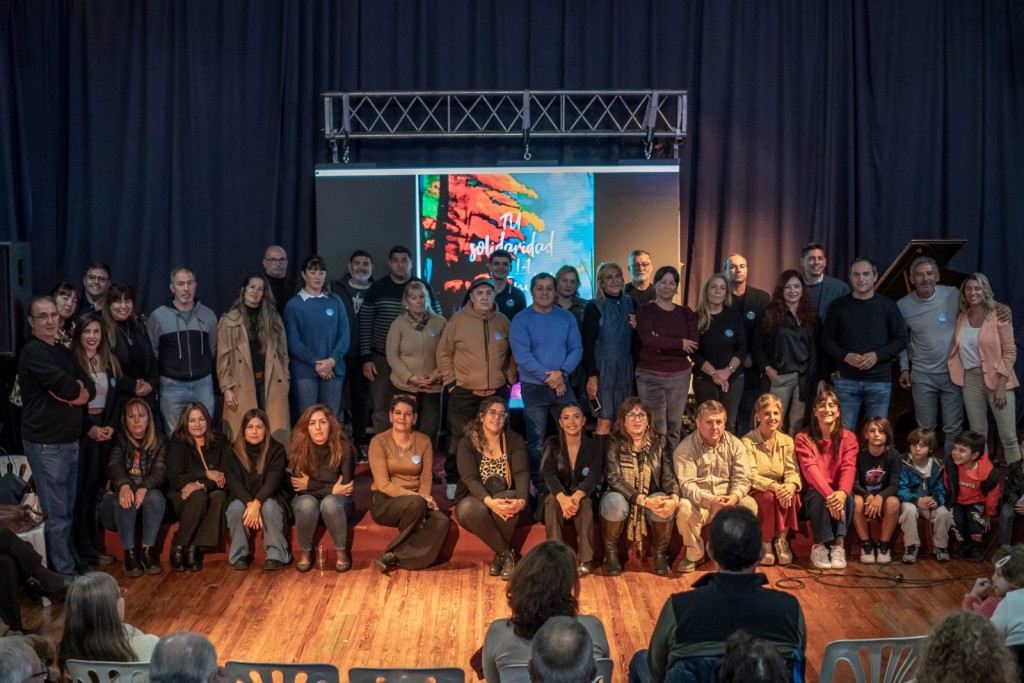 La Agrupación Melo presentó su libro “Tu solidaridad es la oportunidad de un futuro mejor”