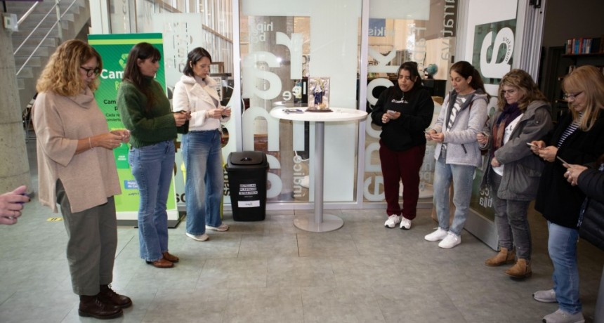 Santa Florentina visita la Biblioteca Municipal