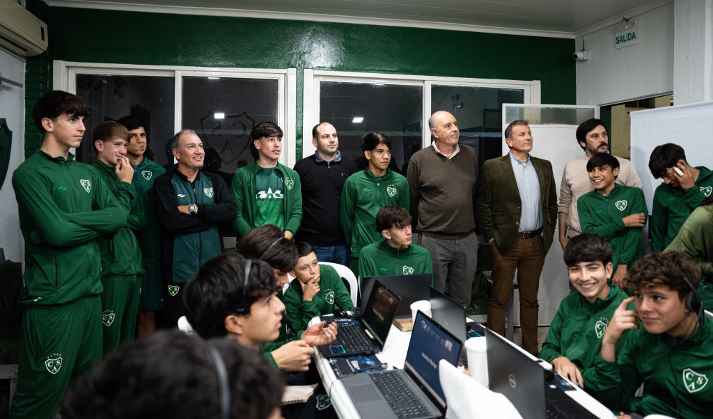 EDEN Y EL CLUB ATL&Eacute;TICO SARMIENTO RENOVARON SU APUESTA POR LA FORMACI&Oacute;N DIGITAL DE LOS J&Oacute;VENES 