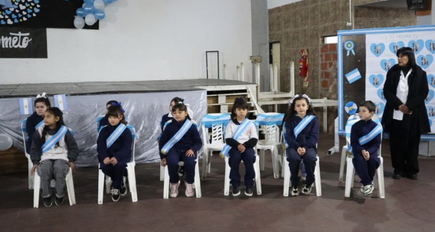 El Municipio acompa&ntilde;&oacute; la Promesa de Lealtad a la Bandera de alumnos de la Escuela N&deg; 23