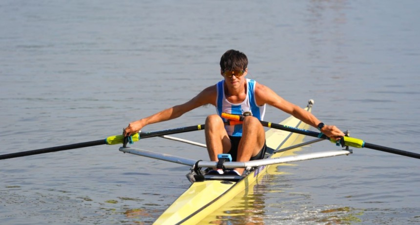 Ignacio Baz&aacute;n busca llegar al Mundial Junior de remo en Bulgaria
