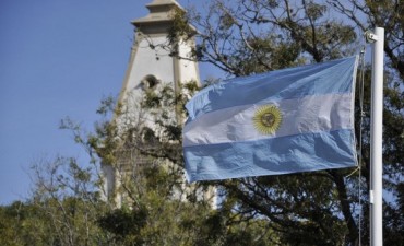 Se invita a la Comunidad a embanderar e iluminar los frentes de los Edificios
