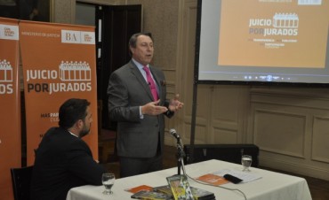 El Ministro de Justicia bonaerense, Dr. Casal, disert&oacute; en Campana sobre &ldquo;Juicio por Jurados&rdquo;