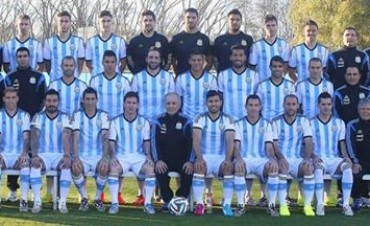 ESTE DOMINGO DESDE LAS 15 HORAS  LA FINAL ARGENTINA-ALEMANIA SE VIVE POR RADIO CITY CAMPANA FM 91.7 Mhz