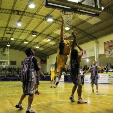 Basquetbol: Club Ciudad de Campana volvi� a perder 