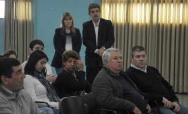 Autoridades Municipales se refirieron al Curso de Capacitaci&oacute;n en Llamadas de Emergencia y la Junta local de Defensa Civil