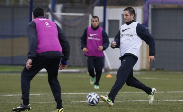 BOCA JUNIORS ENFRENTA A HURAC�N POR LA COPA ARGENTINA