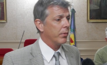 AXEL CANTLON:"LA OBRA P&Uacute;BLICA IGUAL QUE SIEMPRE&rdquo;