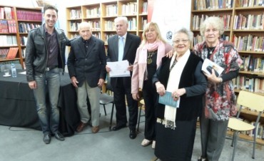 Se present&oacute; el libro &ldquo;Sendas Polvorientas&rdquo;, en el marco de la Agenda Cultural Municipal