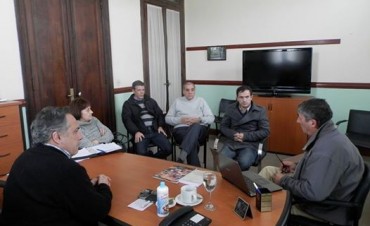 El Pte. del HCD Dr. Juan Ghione y Concejales se reunieron con el Intendente de la Reserva Natural Otamendi Ing. Ftal. Adolfo Moretti.