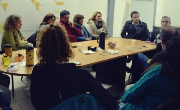 &ldquo;Desde el municipio debemos fortalecer el rol de los docentes&rdquo;, asegur&oacute; Abella