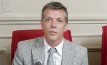 Axel Cantlon: "celebramos que el Ejecutivo haya reconocido el error del proyecto original y ahora le de la propiedad del estadio a Villa D&aacute;lmine"