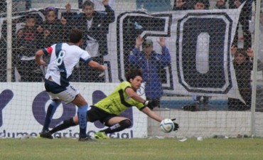 Importante triunfo de Villa D&aacute;lmine en Madryn con una gran actuaci&oacute;n de Kletnicki