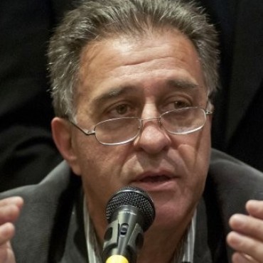 El candidato del PO N�stor Pitrola visit� Campana y Z?&nbsp;rate