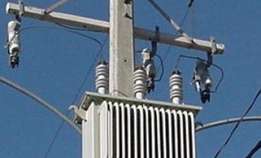Corte de suministro eléctrico en San Cayetano, Santa Lucía y 21 de Septiembre