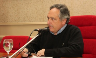 Juan Ghione y la visita a los Barrios Malvinas y Federal