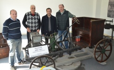 El Intendente acompa&ntilde;&oacute; a las nuevas autoridades del Club del 1&deg; Autom&oacute;vil Argentino 