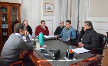 Abella se reuni&oacute; con la nueva comisi&oacute;n directiva de la sociedad de fomento de Otamendi 