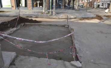 El Municipio avanza con los trabajos de bacheo en San Mart&iacute;n y Jean Jaures