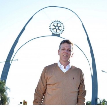 Axel Cantlon: &ldquo;proponemos que los usuarios  tengan una oficina municipal de atenci&oacute;n para sus reclamos&rdquo;