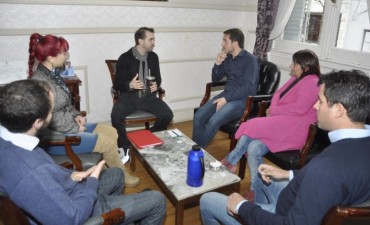 El Intendente recibi&oacute; a artistas locales que realizar&aacute;n una gira por Latinoam&eacute;rica 