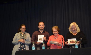 Se present&oacute; en Campana el libro Futuro, familia y discapacidad