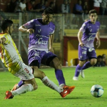 Boca Unidos venci� en Corrientes a Villa Dalmine 2 a 1