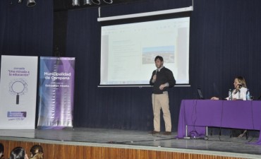 Directivos y docentes participaron de la jornada Una mirada a la educaci&oacute;n