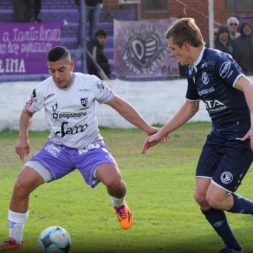 Villa D?&nbsp;lmine fue derrotado por Independiente Rivadavia por 2 a 0 