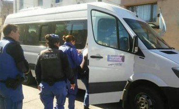Bloque FPV-PJ:   Denuncian el uso de veh&iacute;culos municipales para el traslado de efectivos policiales a Carboclor