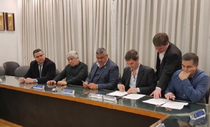 La Superliga qued� constitu�da luego de la firma del convenio