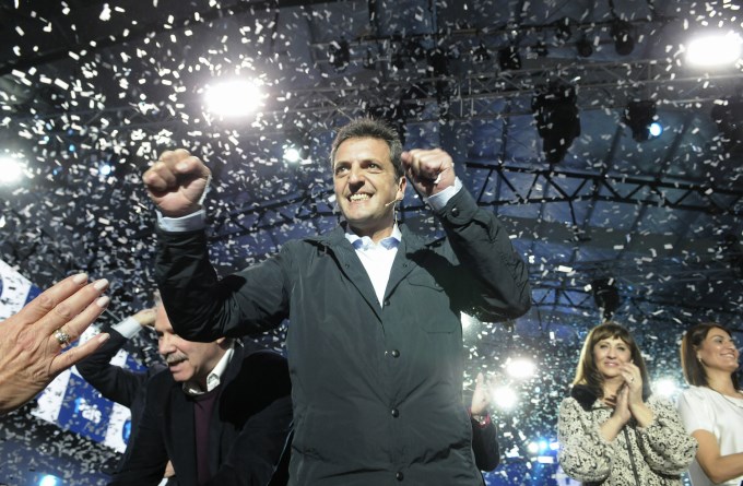 Massa: cambiemos la grieta por 1Pa�s