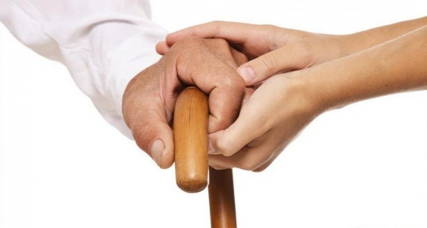 Adultos Mayores: se realizar&aacute; una charla gratuita sobre prevenci&oacute;n de ca&iacute;das