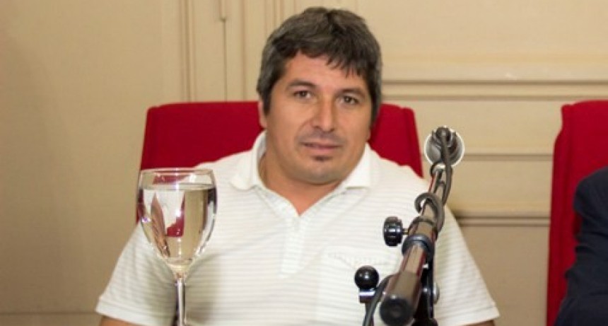 Carlos G&oacute;mez: &ldquo;Roses llen&oacute; el Concejo Deliberante de &ntilde;oquis&rdquo;