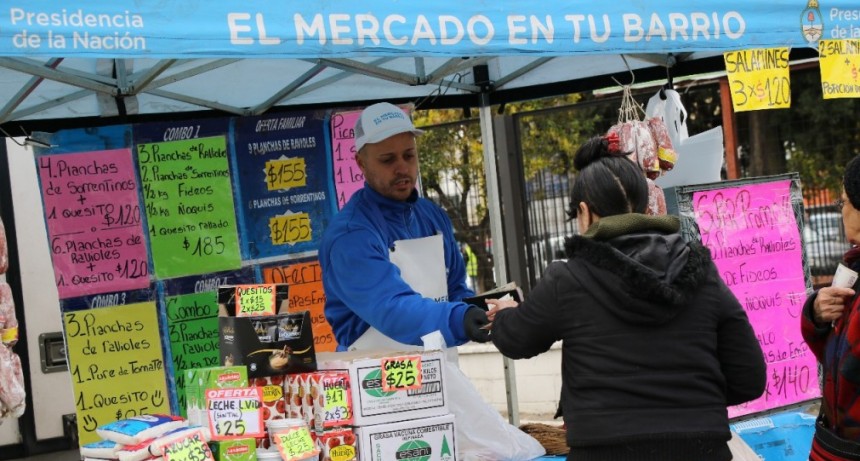 Se duplicar&aacute;n las ferias del Mercado en tu Barrio en la provincia de Buenos Aires