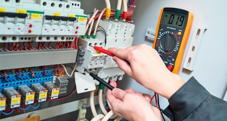 La Oficina Municipal de Empleo seleccionar&aacute; mec&aacute;nicos de camiones y electricistas