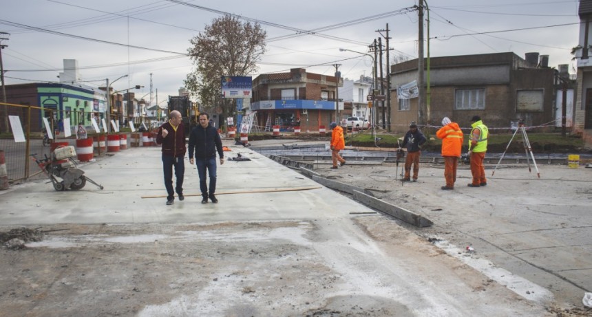El Municipio inici&oacute; un importante plan de bacheo de hormig&oacute;n en el casco urbano